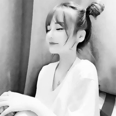 微信黑白情头一男一女单张