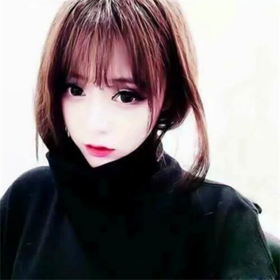 最火头像情侣一左一右一男一女图片