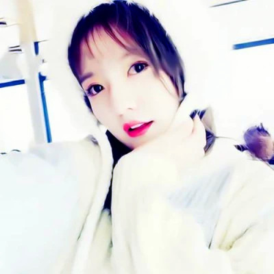 最火头像情侣一左一右一男一女图片