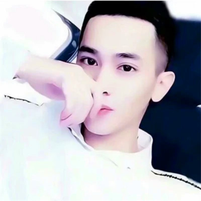 最火头像情侣一左一右一男一女图片