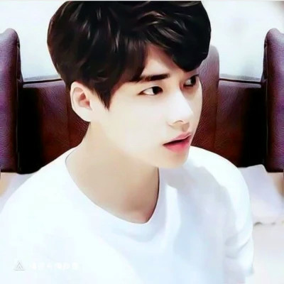 高端大气上档次的情侣头像