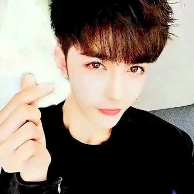 高端大气上档次的情侣头像