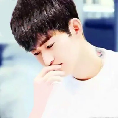 高端大气上档次的情侣头像