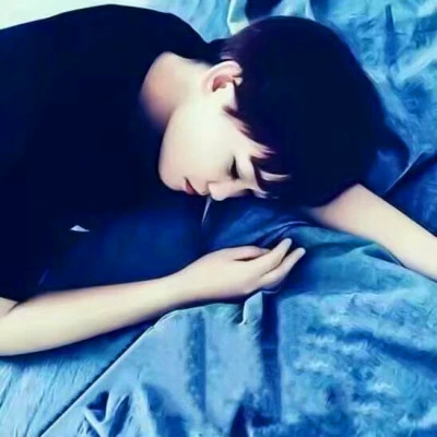qq情侣头像一男一女新款超火好看