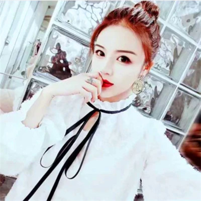 qq情侣头像一男一女新款超火好看