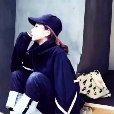 qq情侣头像一男一女新款超火好看
