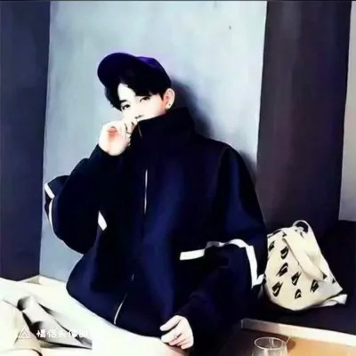 qq情侣头像一男一女新款超火好看