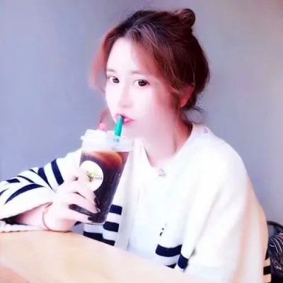 qq情侣头像一男一女新款超火好看