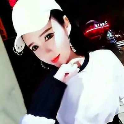 qq情侣头像一男一女新款超火好看
