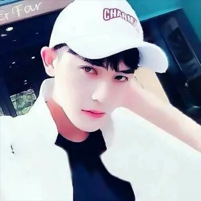 qq情侣头像一男一女新款超火好看