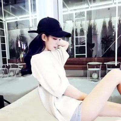 qq情侣头像配对一男一女