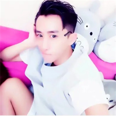 qq情侣头像配对一男一女