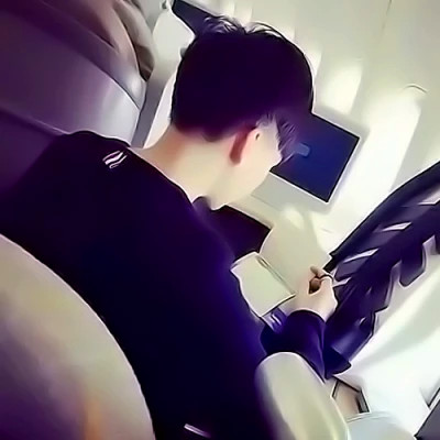 抖音最火情侣头像一左一右分开