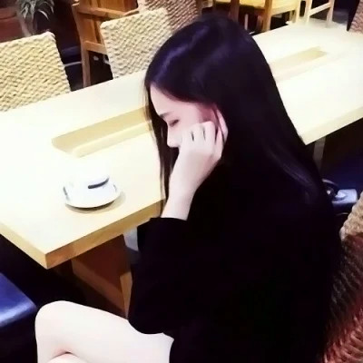 抖音最火情侣头像一左一右分开
