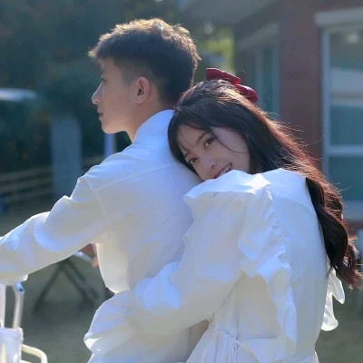 2025年新款浪漫情侣头像