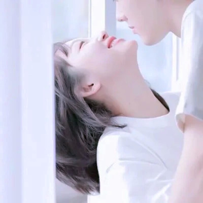 2025年新款浪漫情侣头像