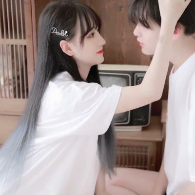 2025年新款浪漫情侣头像