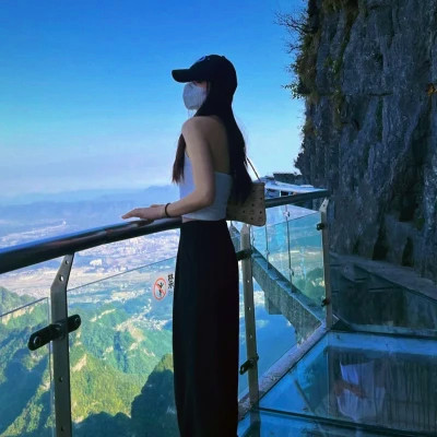 不露脸女头真人唯美图片