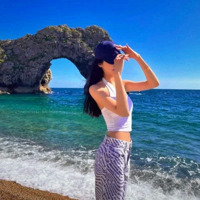 不露脸女头真人唯美图片