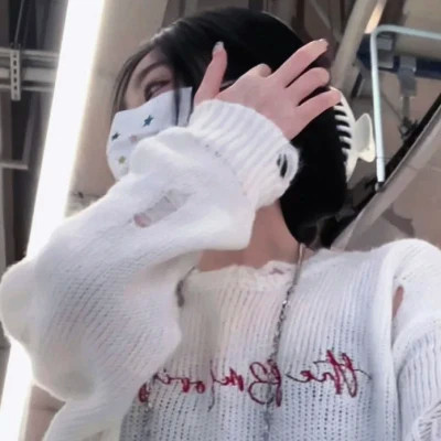 不露脸女头真人唯美图片