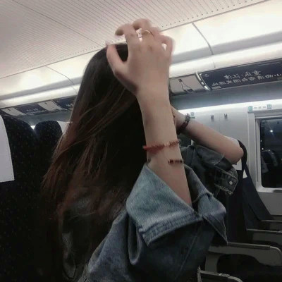 不露脸女头真人唯美图片