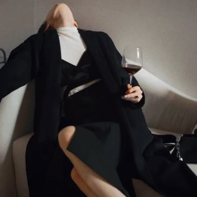 不露脸女头真人唯美图片