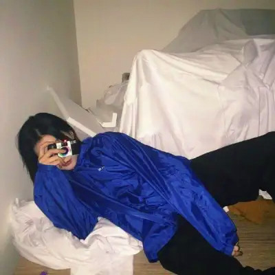 2025最火女生头像霸气