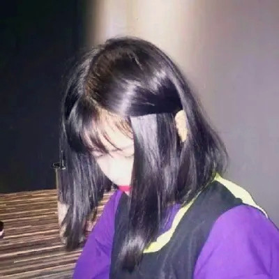 超拽霸气的女生头像