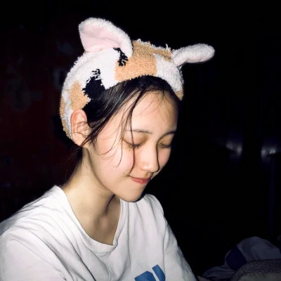 超拽霸气的女生头像