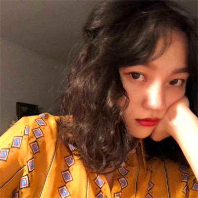 超拽霸气的女生头像