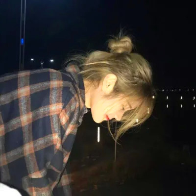 超拽霸气的女生头像