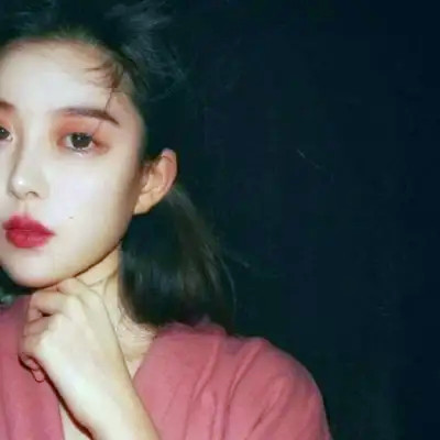超拽霸气的女生头像