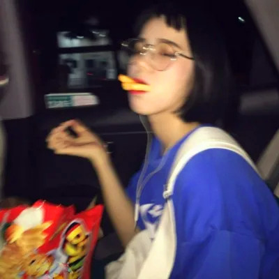超拽霸气的女生头像
