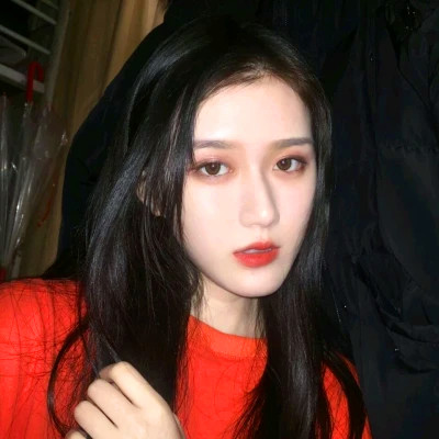 超拽霸气的女生头像