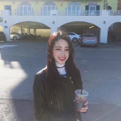 超拽霸气的女生头像