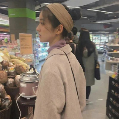 超拽霸气的女生头像
