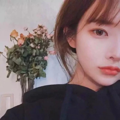 超拽霸气的女生头像