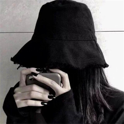 个性酷拽的霸气女生头像