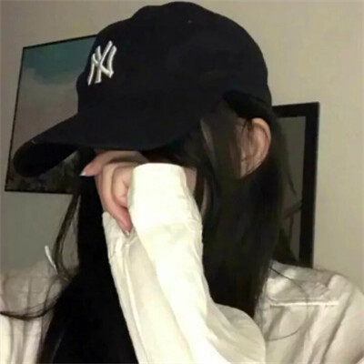 个性酷拽的霸气女生头像