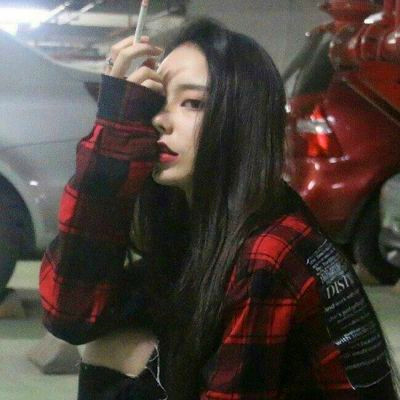 个性酷拽的霸气女生头像