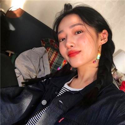 个性酷拽的霸气女生头像