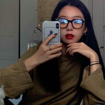 个性酷拽的霸气女生头像