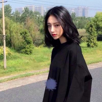 个性酷拽的霸气女生头像