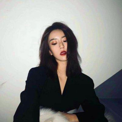 个性酷拽的霸气女生头像