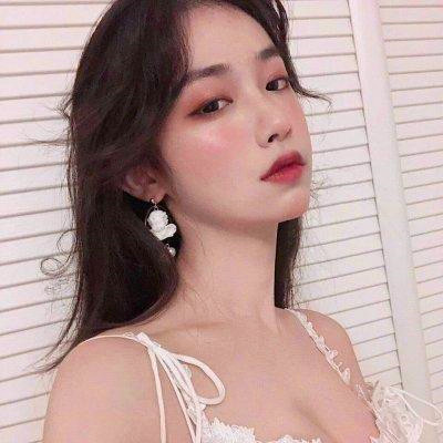 个性酷拽的霸气女生头像
