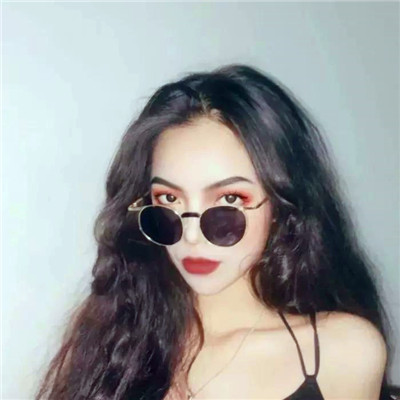 微信真人霸气个性女生头像