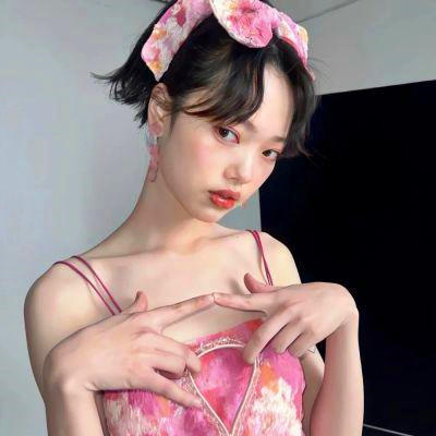微信真人霸气个性女生头像