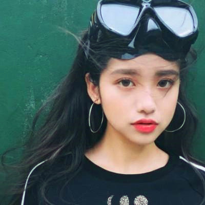 微信真人霸气个性女生头像