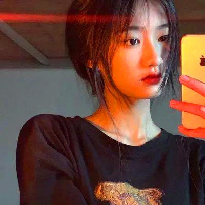 微信真人霸气个性女生头像