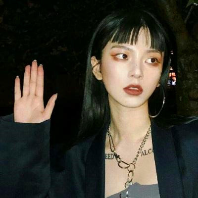 微信真人霸气个性女生头像